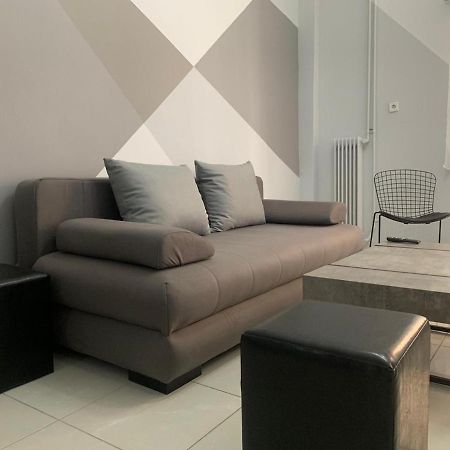 Renovated And Cool Flat In Ideal Location Apartment Athens Luaran gambar