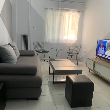Renovated And Cool Flat In Ideal Location Apartment Athens Luaran gambar