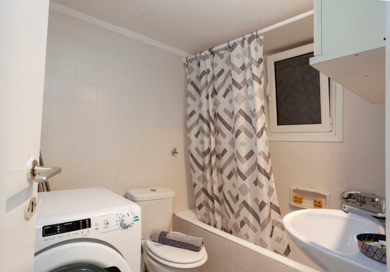 Renovated And Cool Flat In Ideal Location Apartment Athens Luaran gambar