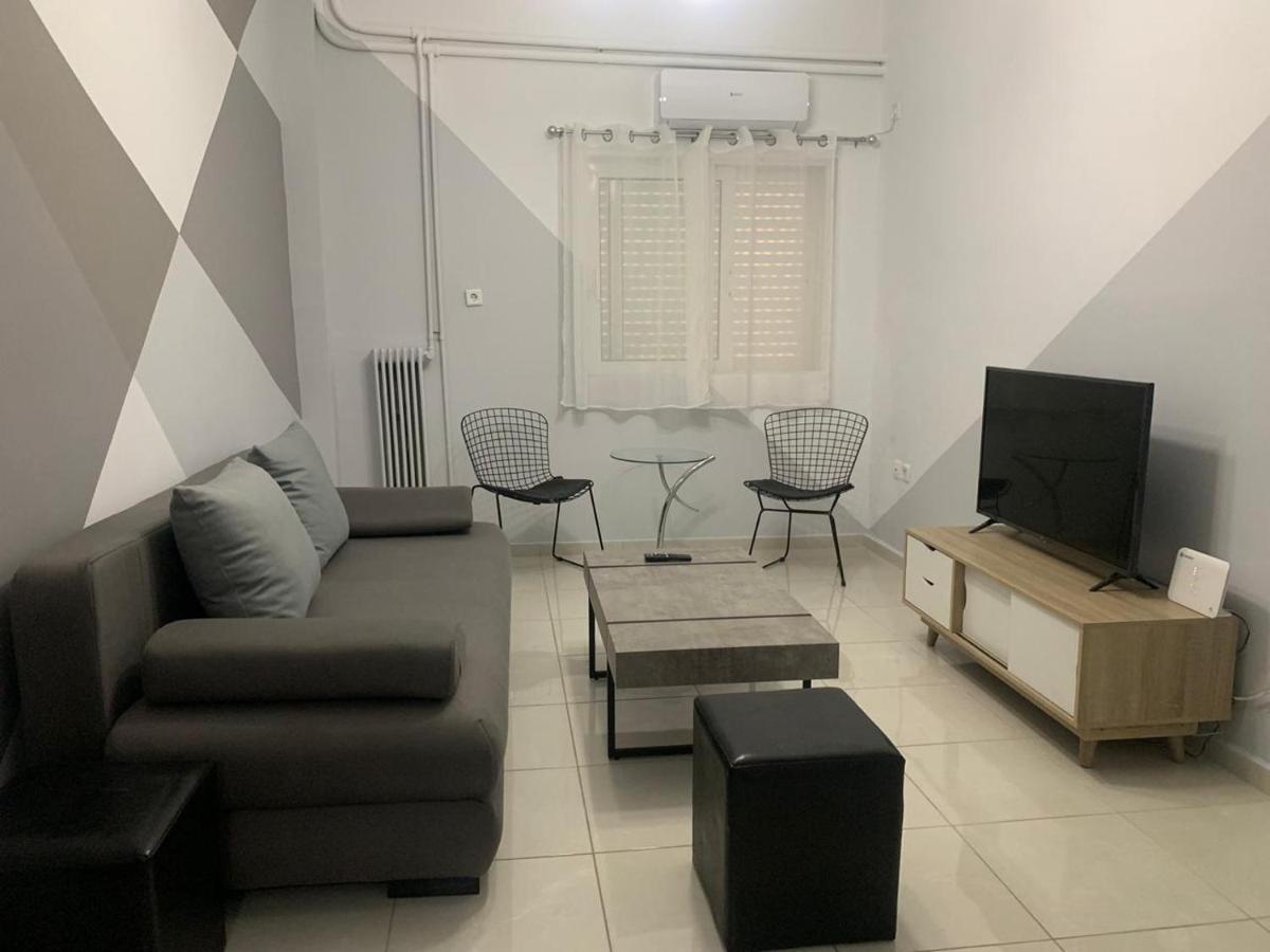 Renovated And Cool Flat In Ideal Location Apartment Athens Luaran gambar